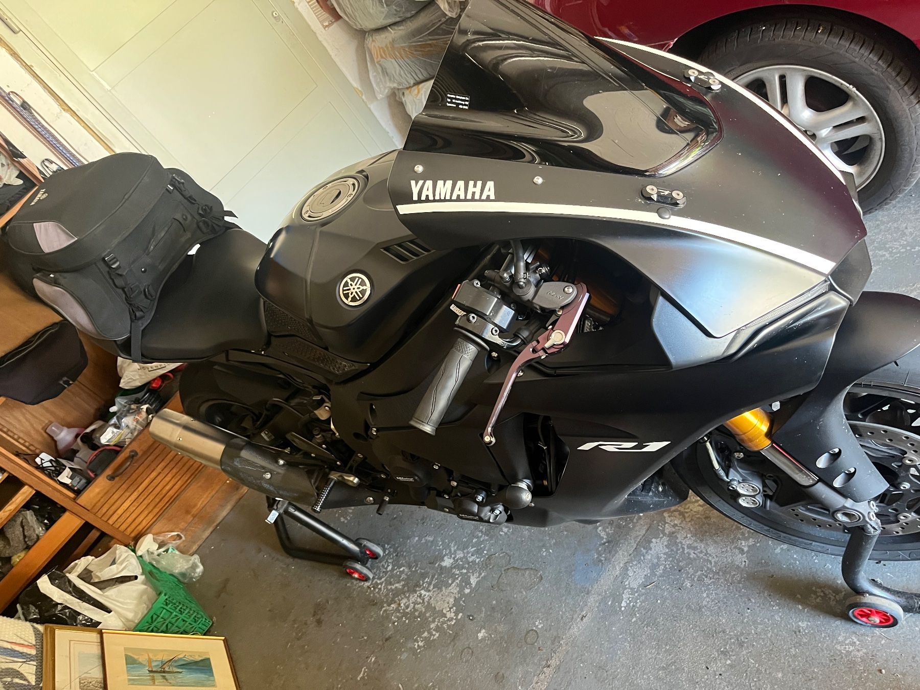 Yamaha Strada: Yamaha YZF R1 – Usato da Zürich venduto da sut_dy22 7