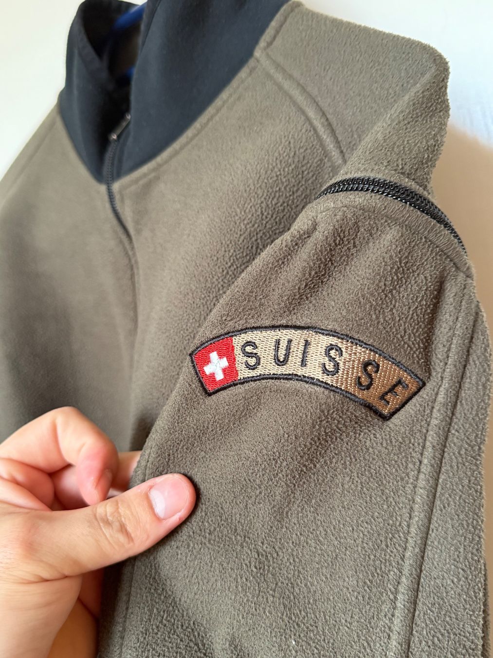 Armée suisse Uniformes: Schweizer Armee Fleecejacke – D'occasion à Birmensdorf ZH par T_Richard 1
