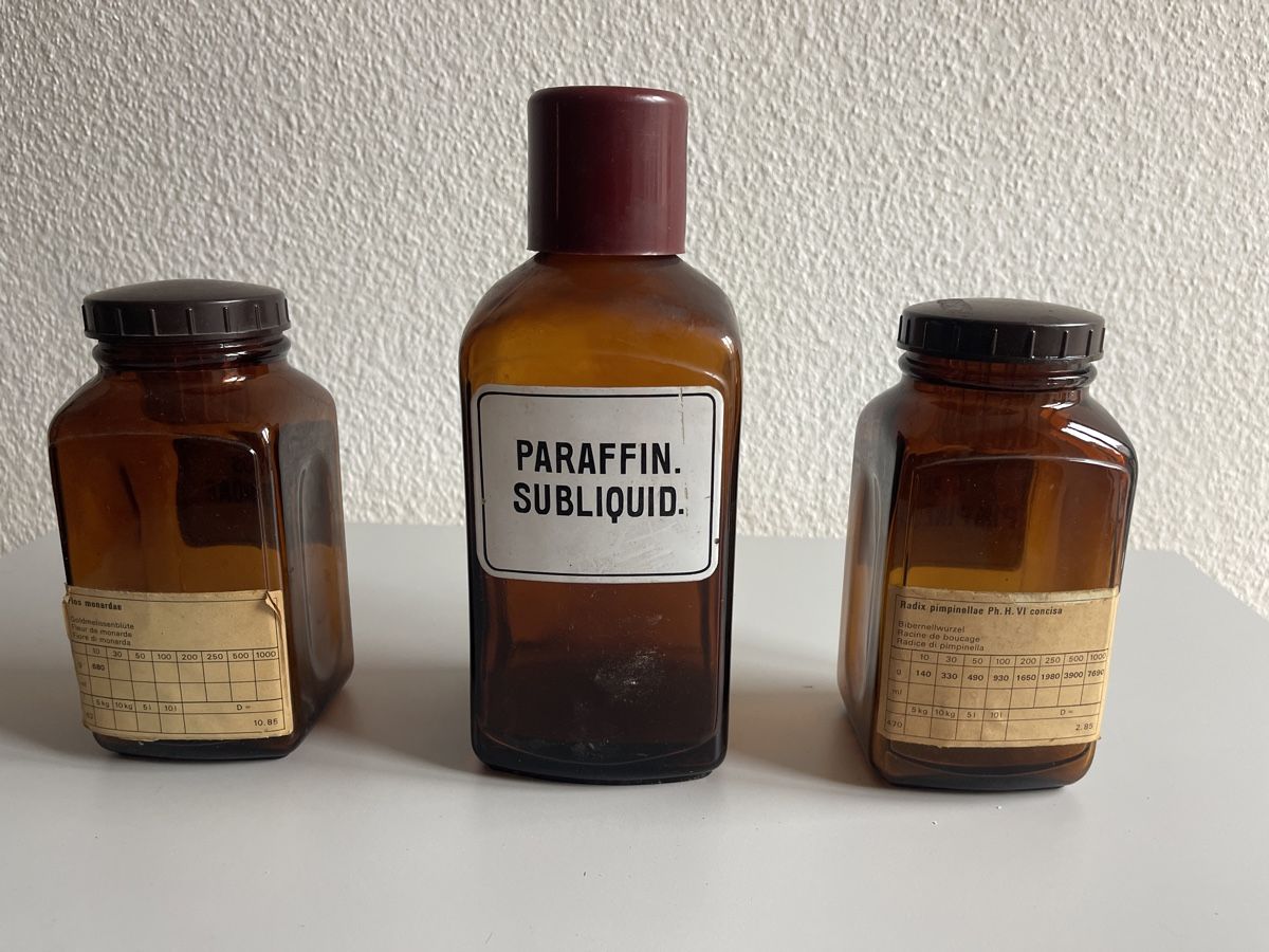 Accessori da laboratorio: 3 Apothekergefässe vintage – Usato da Zürich venduto da d.reitzer 1