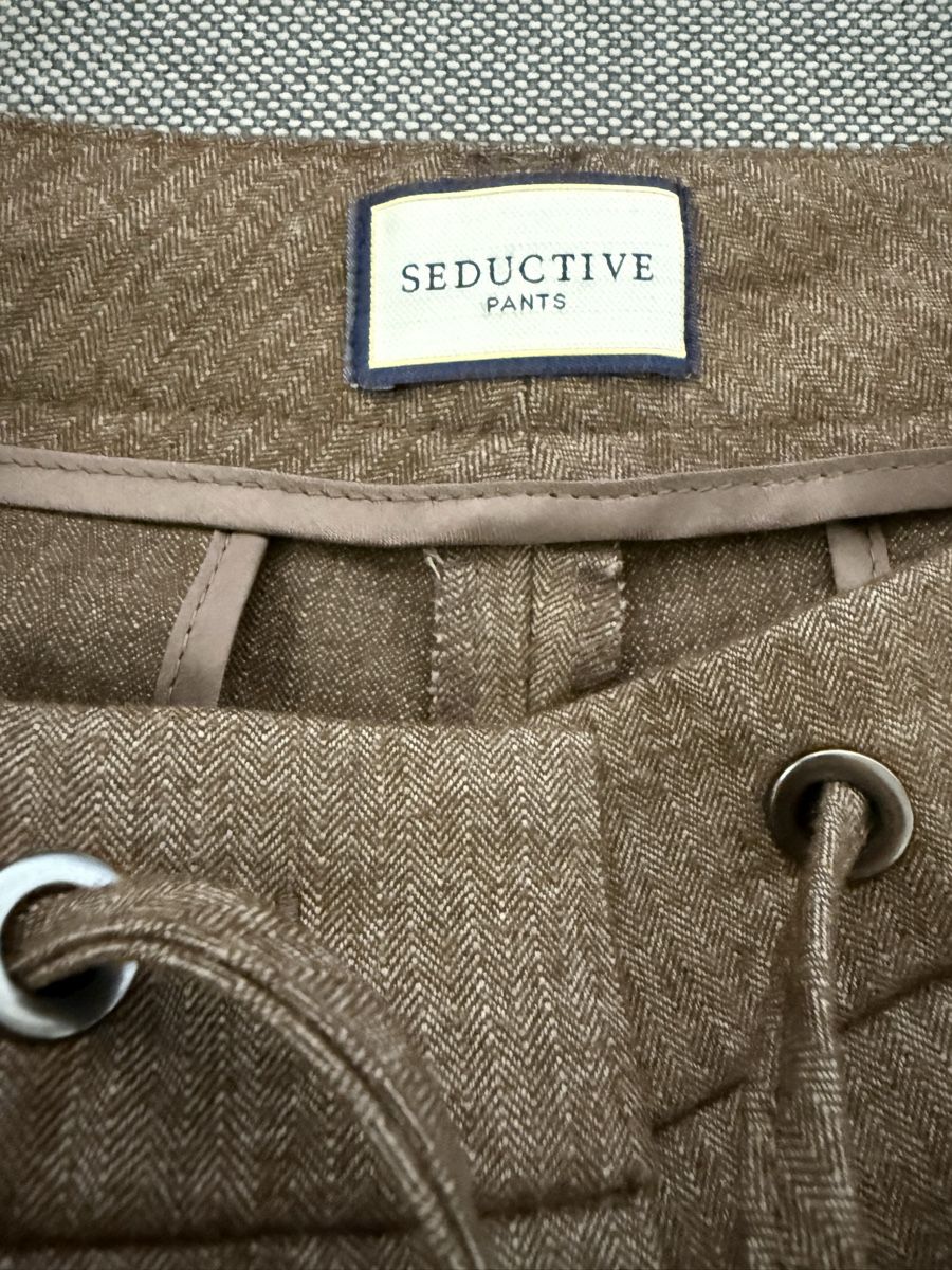 Pantaloni: Braune Stoffhose Gr. 40, warm & elegant – Usato da Winterthur venduto da ivule2000 4