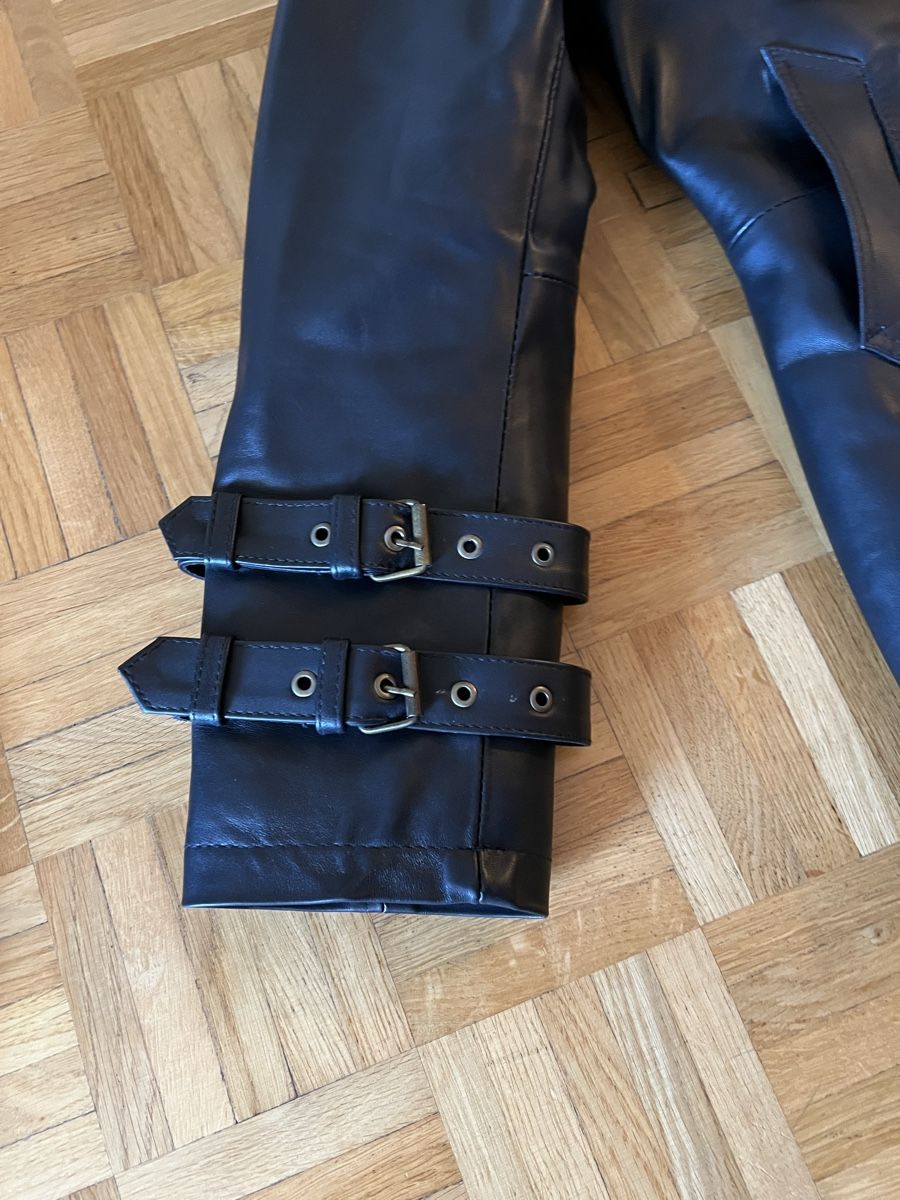 Jacken: Resident Evil 9 Leon S. Kennedy Jacke+ PS5 Game – Neu (gemäss Beschreibung) aus Kirchberg BE von Dragons88 2