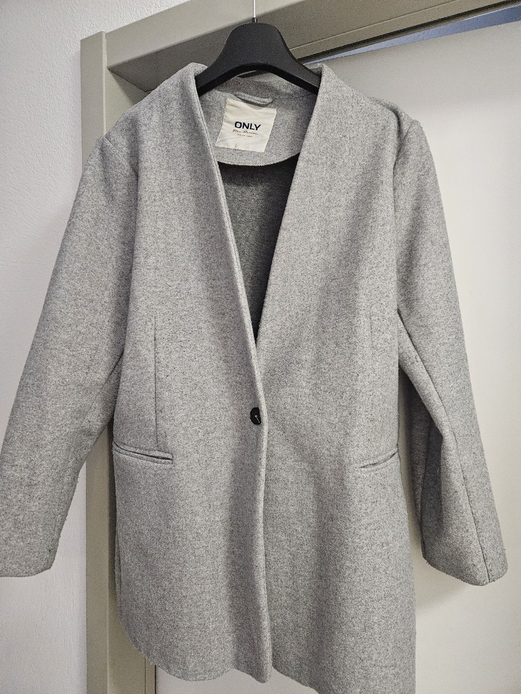 Only Cappotti: Cappotto Only taglia XL – Usato da Tenero venduto da kat_dfr6
