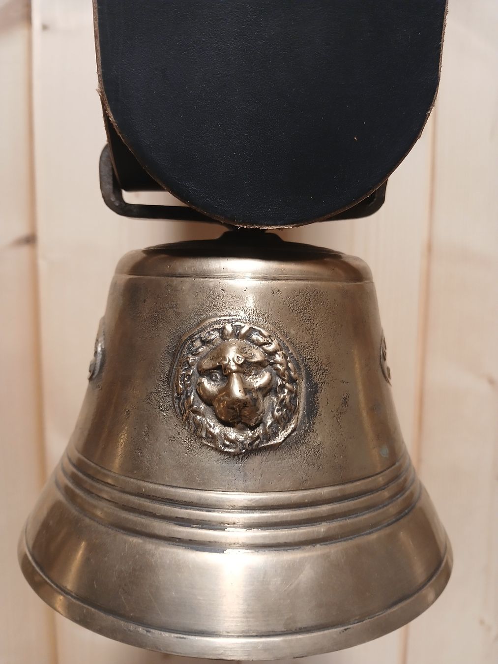 Campanacci mucche: schöne Higlister Glocke – Nuovo (secondo la descrizione) da Eggiwil venduto da Jennisweid 2