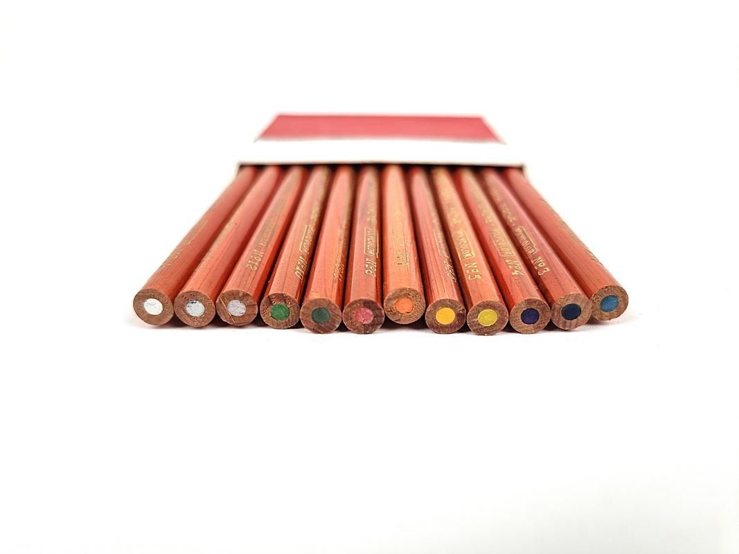 Caran D'Ache Matite, matite colorate & gessi: Alte Caran D'Ache Farben – Usato da Urtenen-Schönbühl venduto da Restwert_Schoenbuehl 1