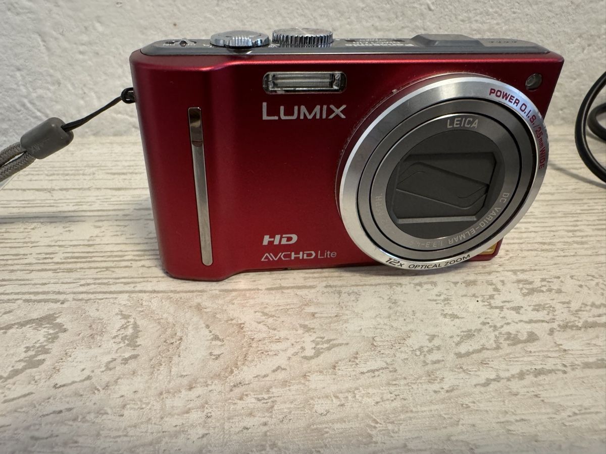 Panasonic Fotocamera: panasonic dmc-tz10 Digitalkamera – Usato da Zunzgen venduto da milesdavis76 1