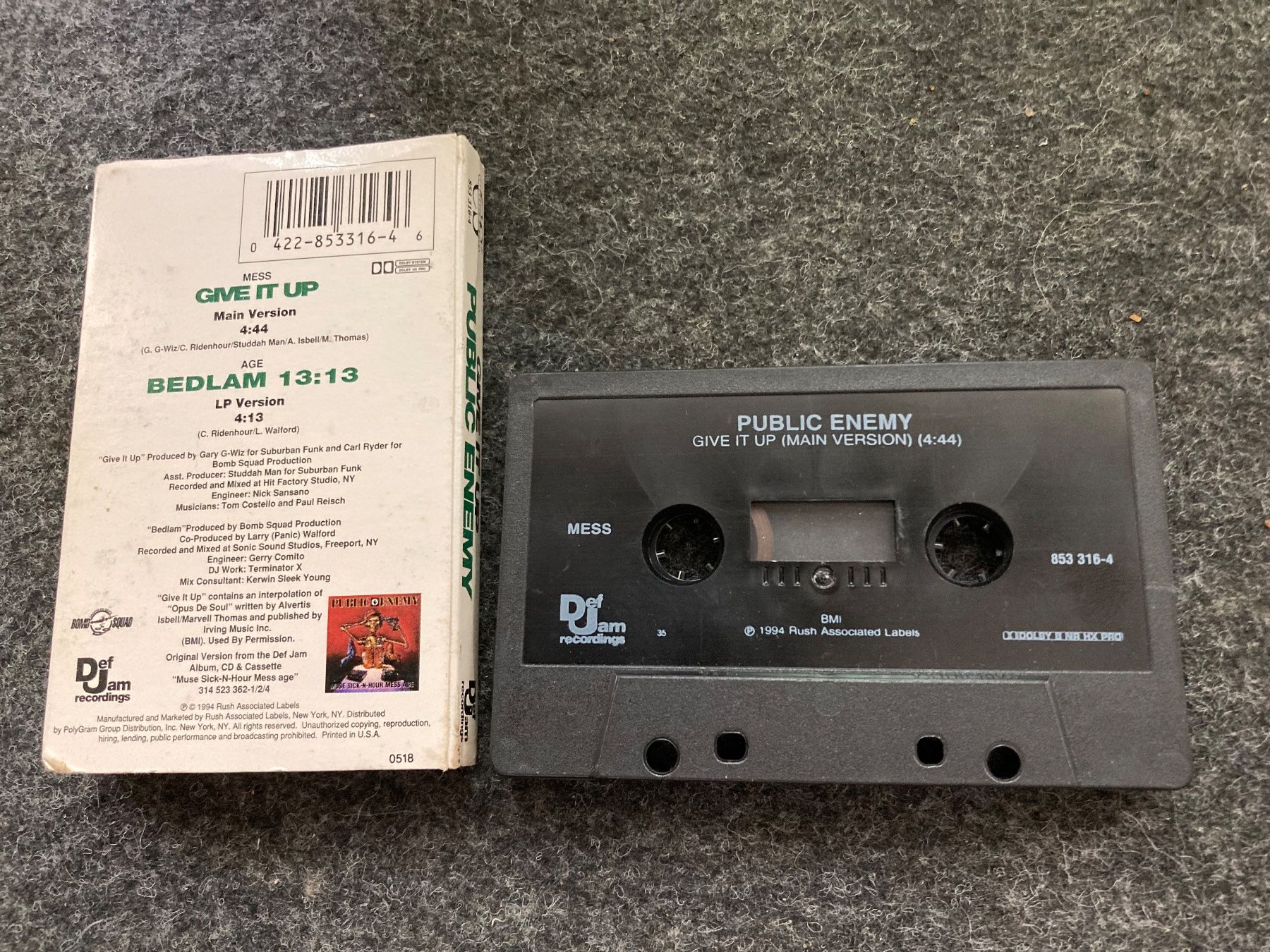 Musicassette: Public Enemy - Give It Up (MC) – Usato da Fribourg venduto da Karushi 4