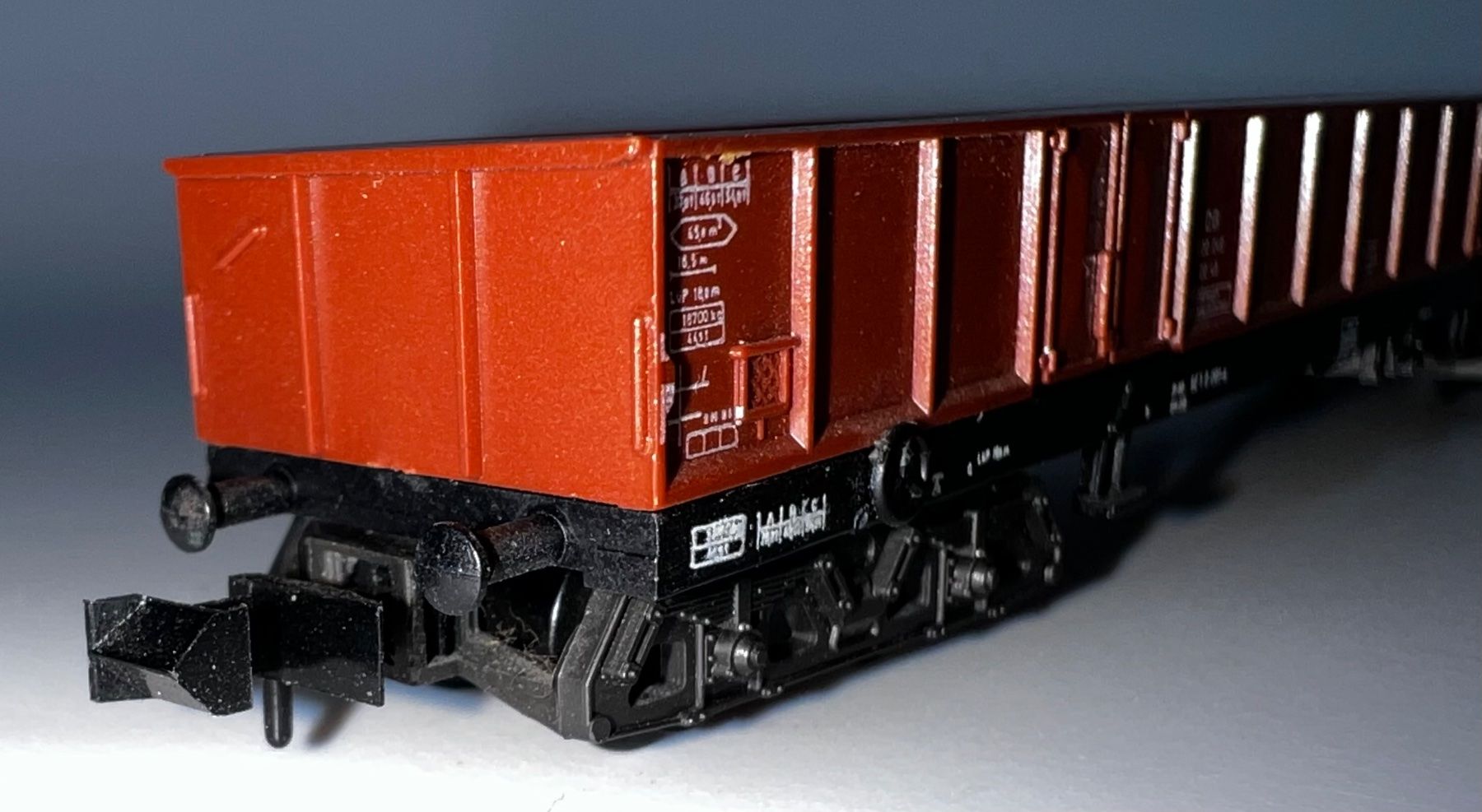 Trix Modellini di ferrovie: Minitrix, Hochbordwagen Langversion – Usato da Basel venduto da jonnyhaas 2