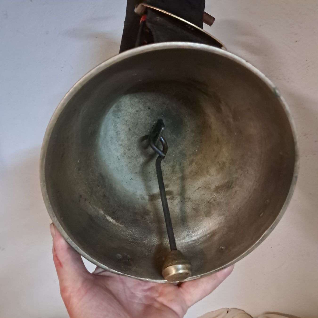 Campanacci mucche: ALTE BERGER BÄRAU GLOCKE  – Usato da Murten venduto da SHETHOF 8