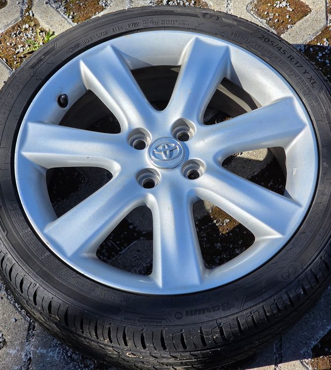 Toyota Yaris TS XP9 P9 Felgen 6,5x17 original Räder Alu (Gebraucht) in ...
