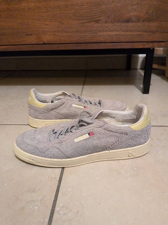 Scarpe da uomo: Aury grises chaussures hommes 45 – Usato da Le Grand-Saconnex venduto da mer_gr8d 2