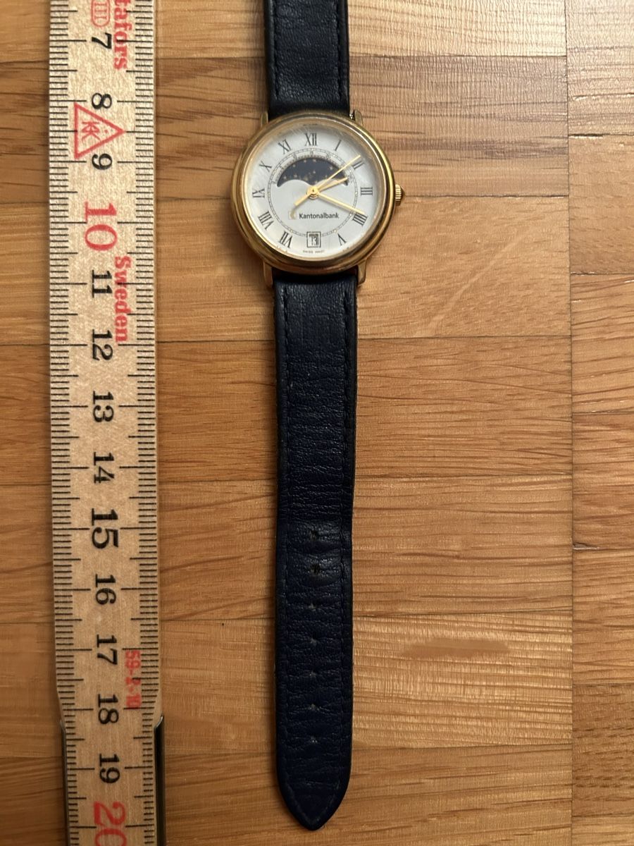 Orologi: Uhr / Armbanduhr - golden – Usato da Zürich venduto da Nimi8 3