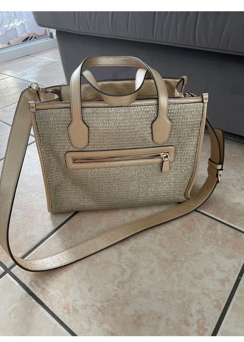 Guess Borse da donna: Borsa Guess  – Usato da Cugnasco venduto da sd1520 1