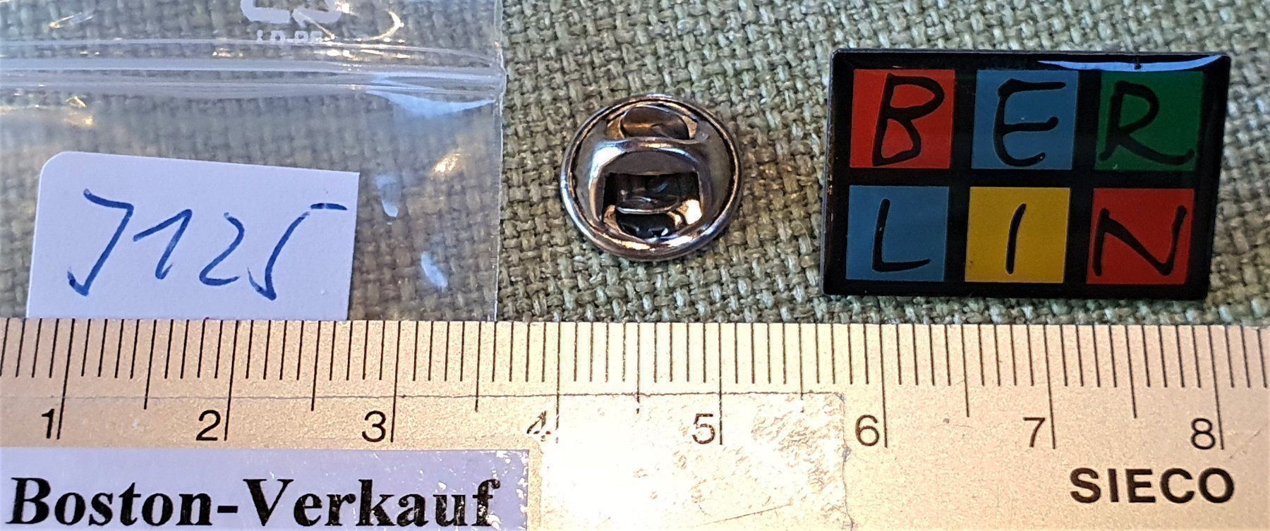 Placchette & Badge: J125 - Pin  BERLIN – Usato da Reinach BL venduto da Boston-Verkauf 1