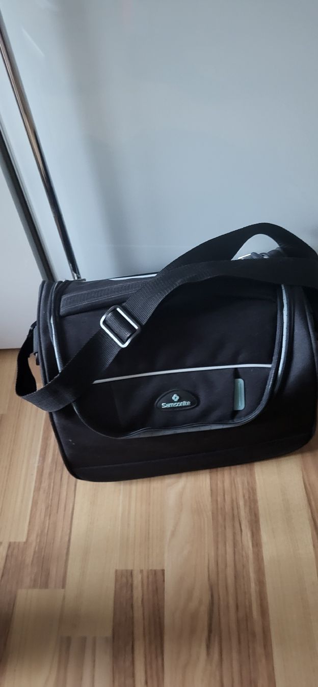 Samsonite Trousses de maquillage: Beauty case Samsonite – D'occasion à GRELLINGEN par Davidone