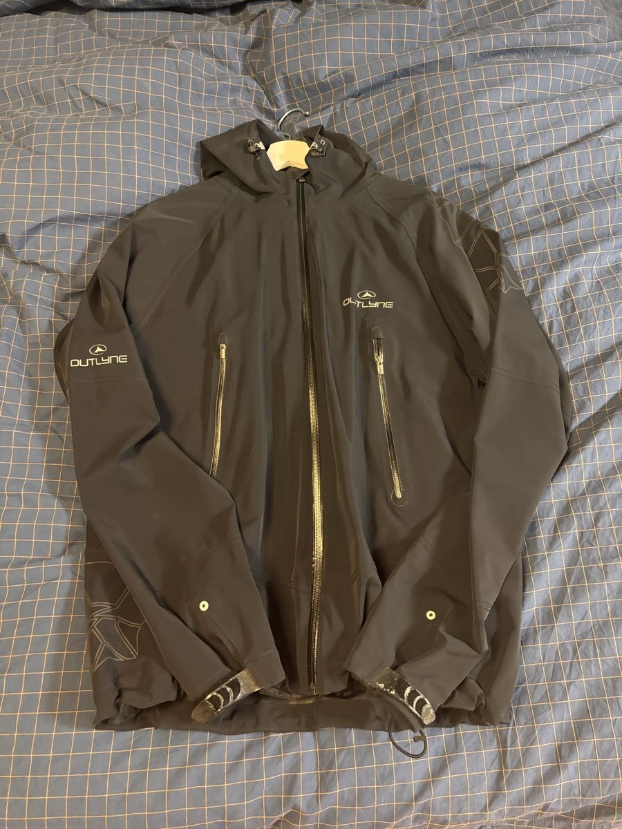 Giacche: Outlyne Regen/Softshell Jacke Gr54 (L) – Usato da Zollikofen venduto da Flavn