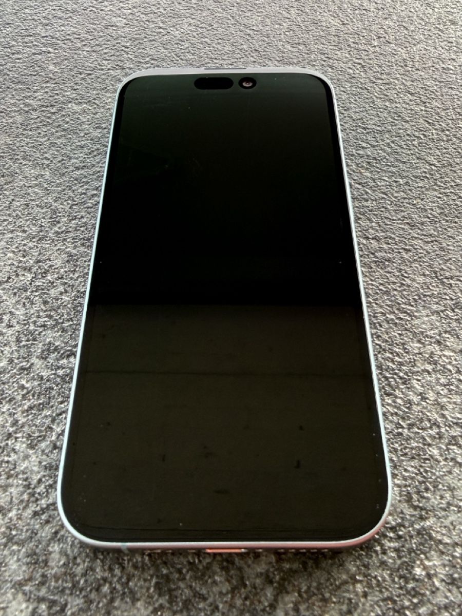 Apple Telefoni cellulari / Smartphones: Smartphone Apple iPhone 16 Ultramarin neuwertig – Usato da Heerbrugg venduto da bischi13