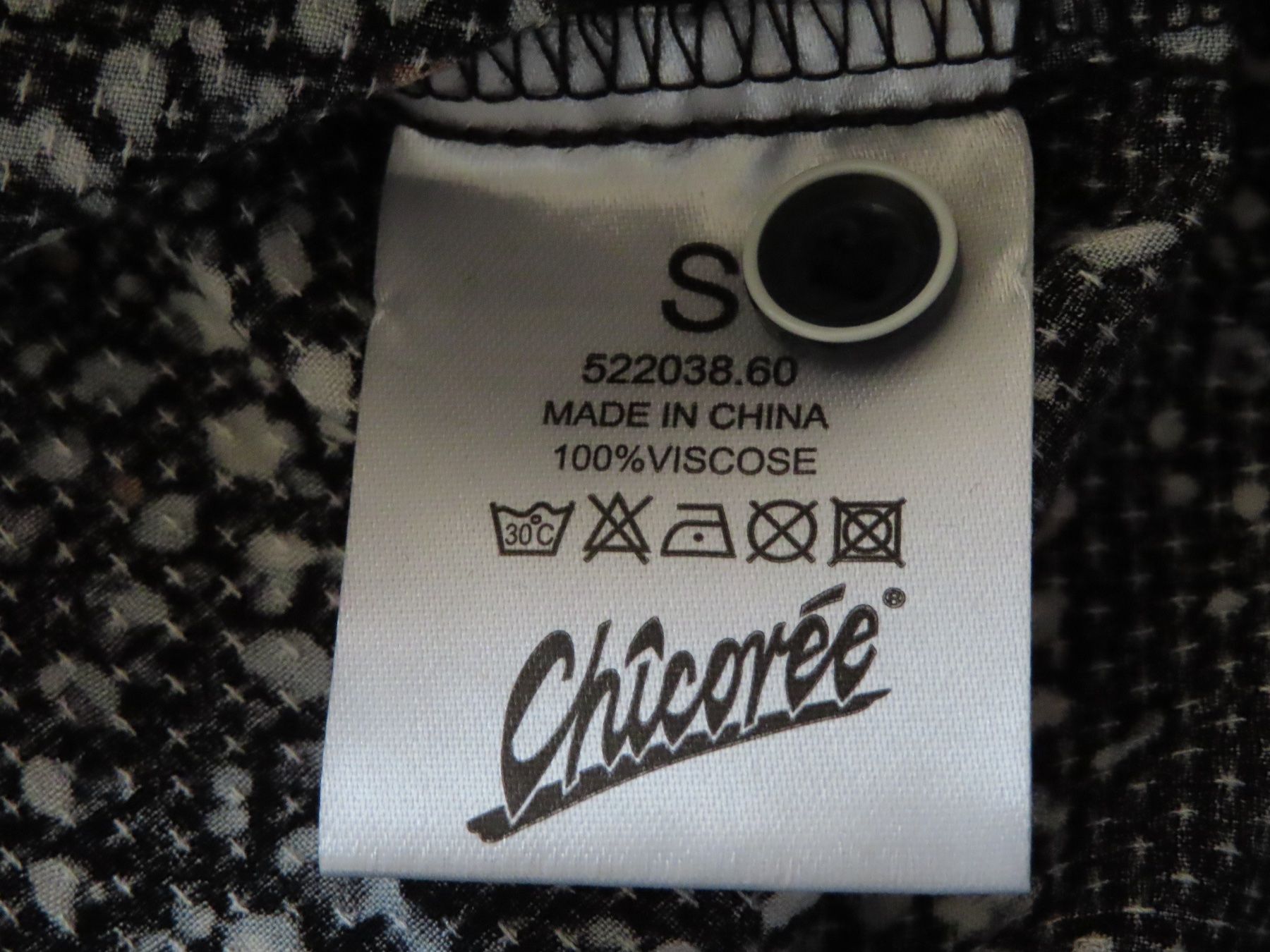 Chemisiers: schöne Bluse Chicorée Gr.S ***NEU*** – Neuf (Voir description) à Wallenried par Asyano 5