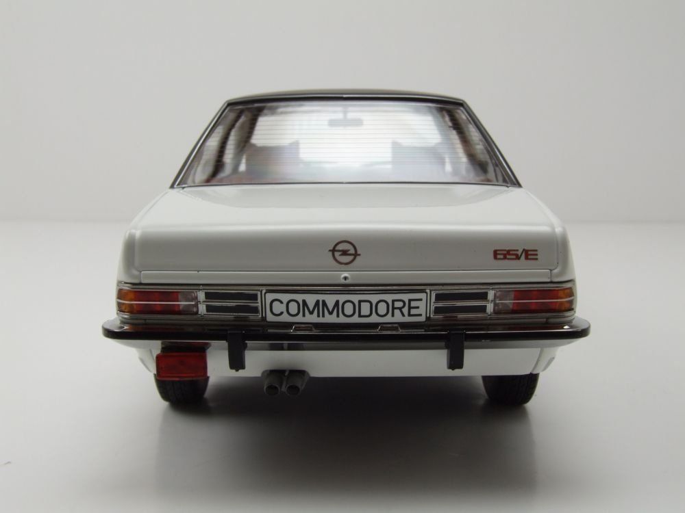 Opel Modellautos: Opel Commodore B GS/E Limousine 1972-1977 weiss / matt- – Neu und originalverpackt aus Gerlafingen von espero88 4