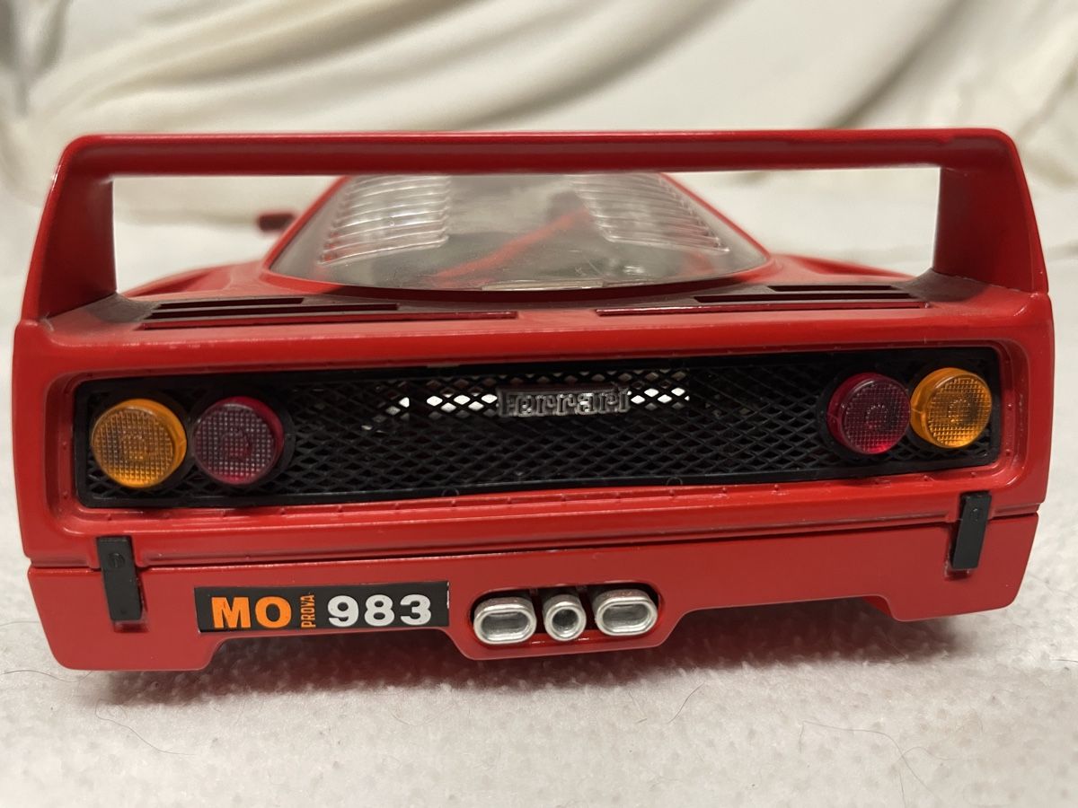 Bburago Modellautos: Ferrari F 40  – Gebraucht aus Zuerich von HaYvFoRu 3