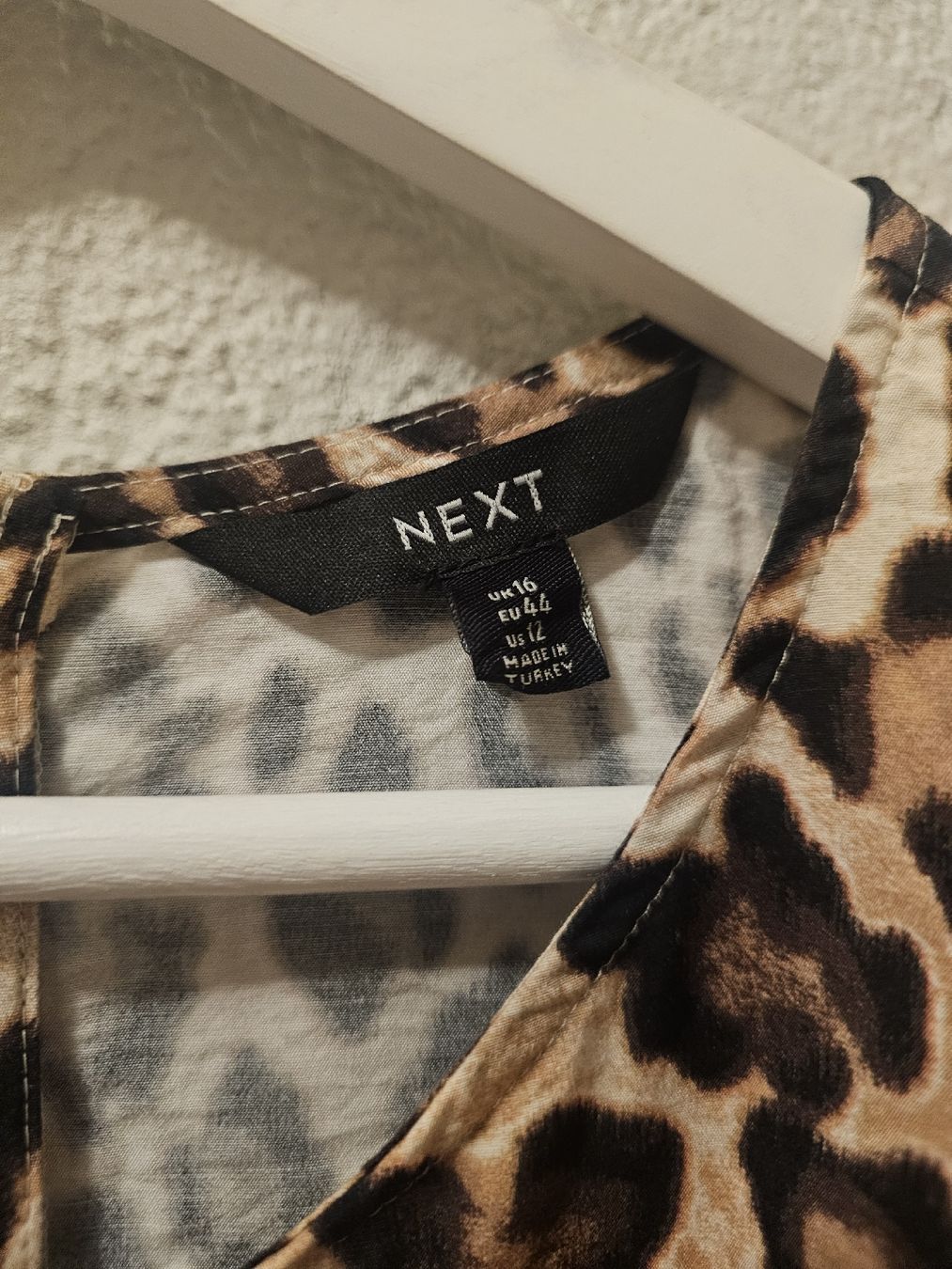 Next Kleider: Next Leo Print Viskose Kleid Grösse 44  – Neu (gemäss Beschreibung) aus Bern von Oscarella 1