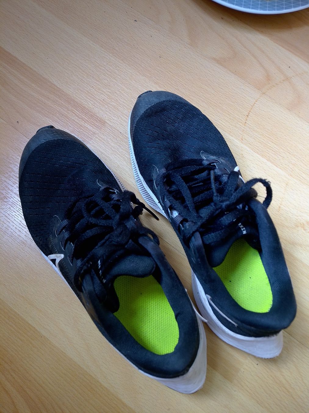 Nike Scarpe da uomo: Basket Nike 33 – Usato da Fribourg venduto da mar_z757 1