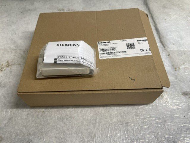 Siemens Componenti elettronici: SIEMENS FDAI91 Alarm Indicators Door Frame Adapter neu – Nuovo e nell'imballaggio originale da Lichtensteig venduto da Erte75 1