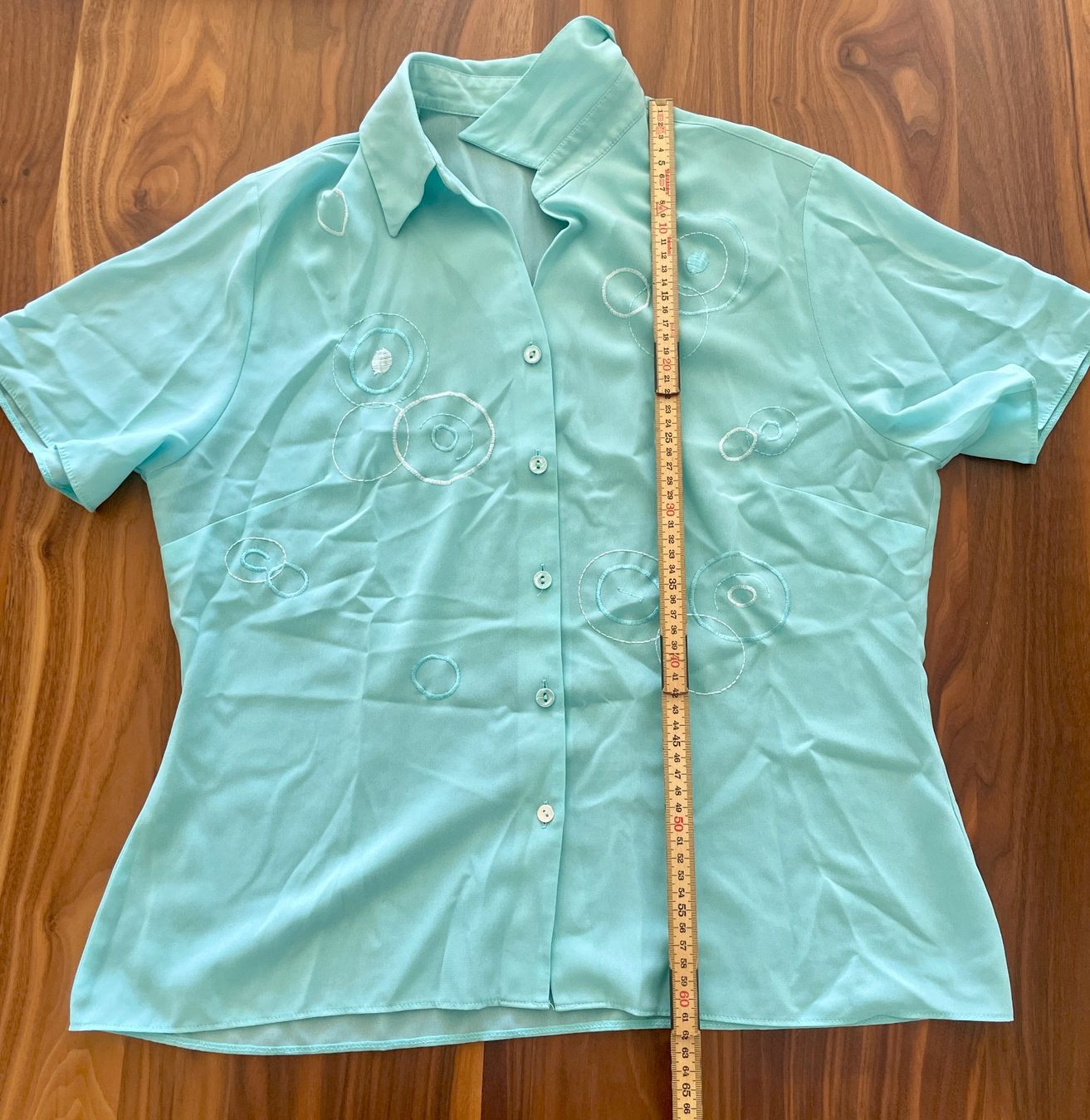 Camicette: Sommerliche Bluse in Mintgrün mit einzigartigem Design Gr.42 – Usato da Sursee venduto da Steffi_2020 3