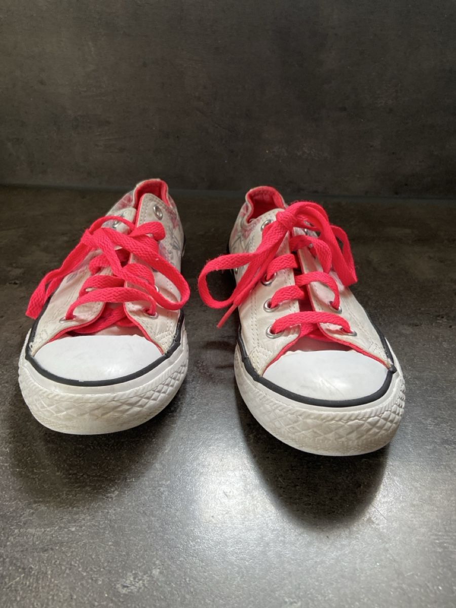 Converse Chaussures filles: Basket CONVERSE - Pointure 33 – D'occasion à Sornard (Nendaz) par delezedoris 1