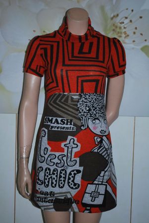 Robe/Kleid SMASH !   Taille/Grosse S (M EUR)