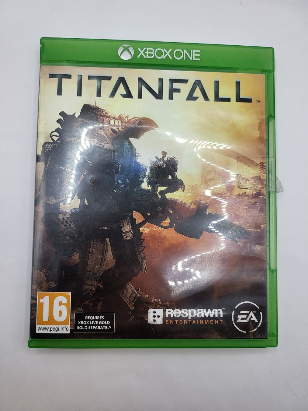 Spiele: Titanfall Xbox One  – Gebraucht aus Lausanne von CashngoLausanne