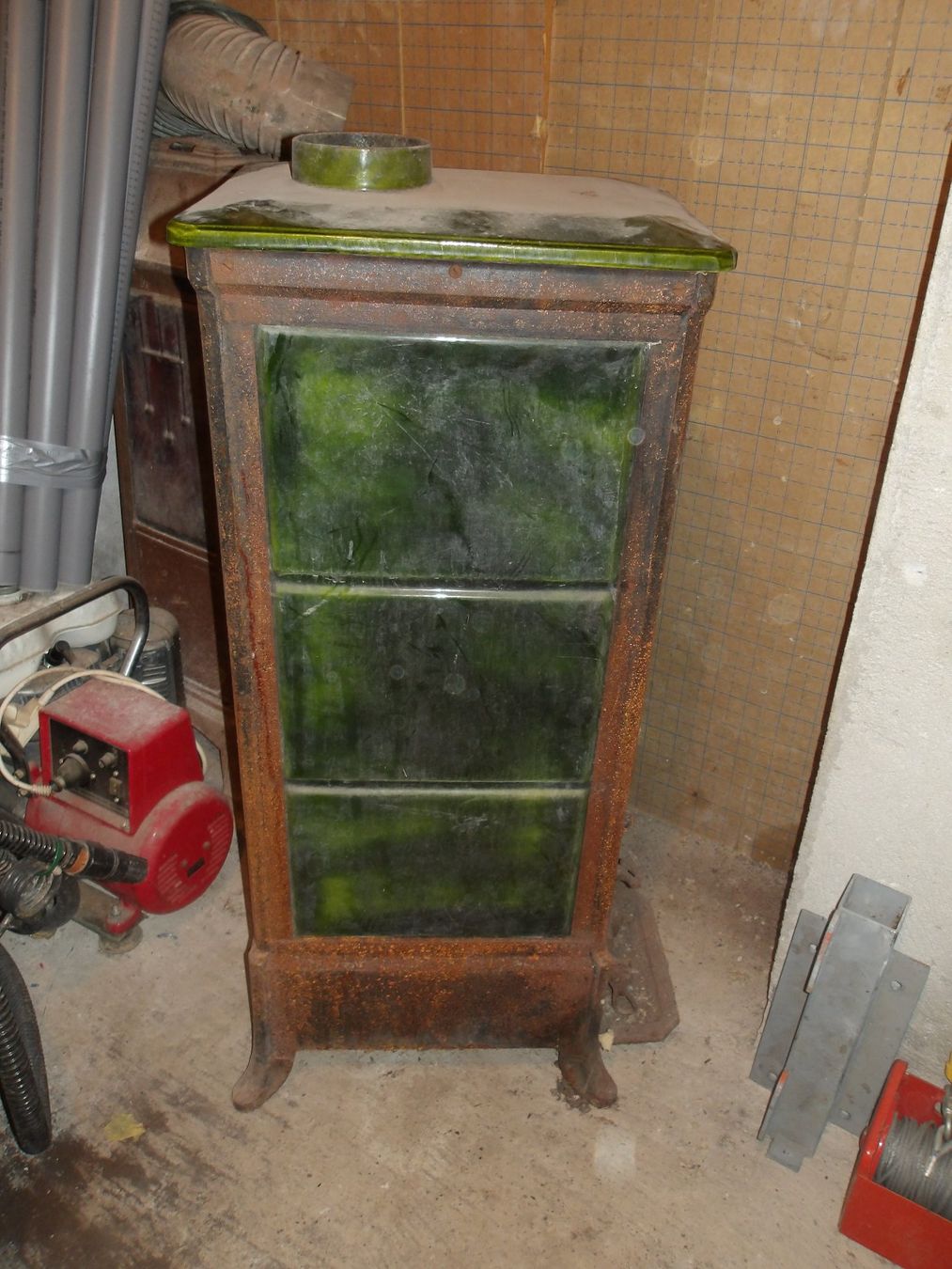 Altri mobili d'antiquariato: Antiker Ofen – Difettoso da Füllinsdorf venduto da Ghori 2