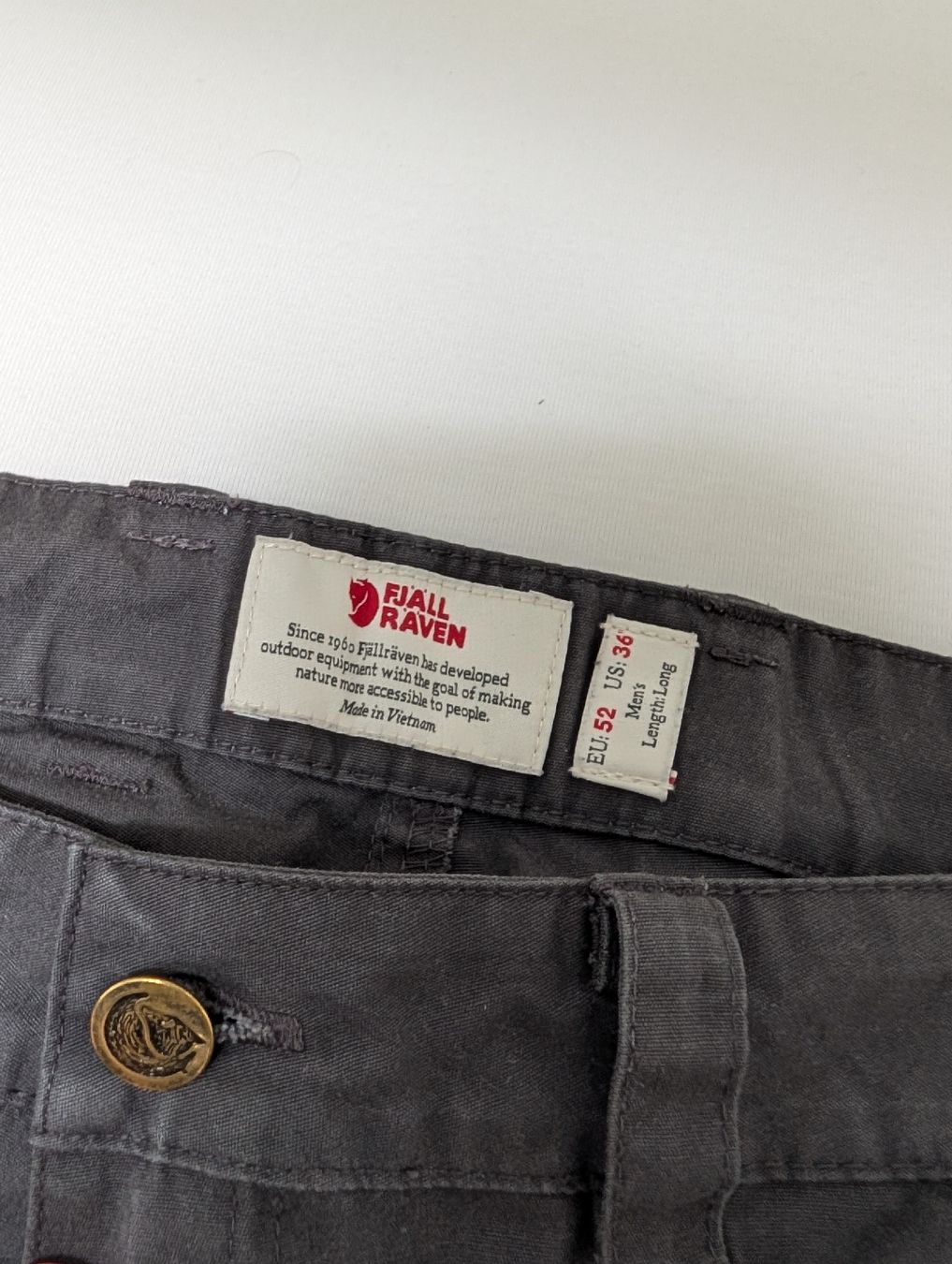 Fjällräven Pantaloni: Fjallraven Wanderhose Gr 36 long – Usato da Bern venduto da lkslba 1