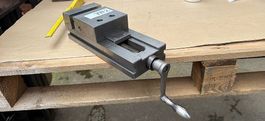 schöner Maschinenschraubstock 100mm
