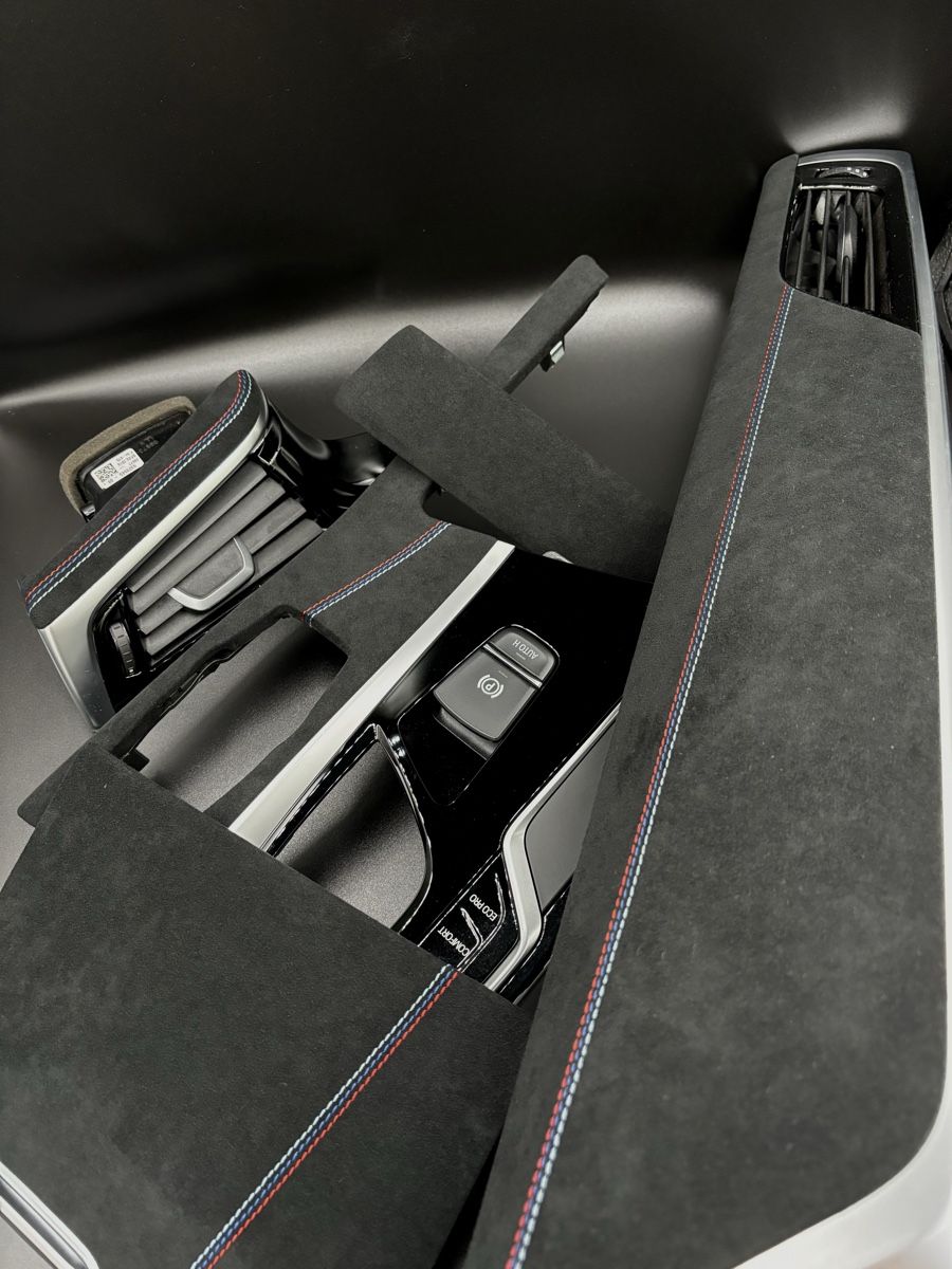BMW Tutti pezzi di ricambio auto: BMW G30 G31 ALCANTARA INTERIEUR – Nuovo (secondo la descrizione) da Turgi venduto da AJ5300 4
