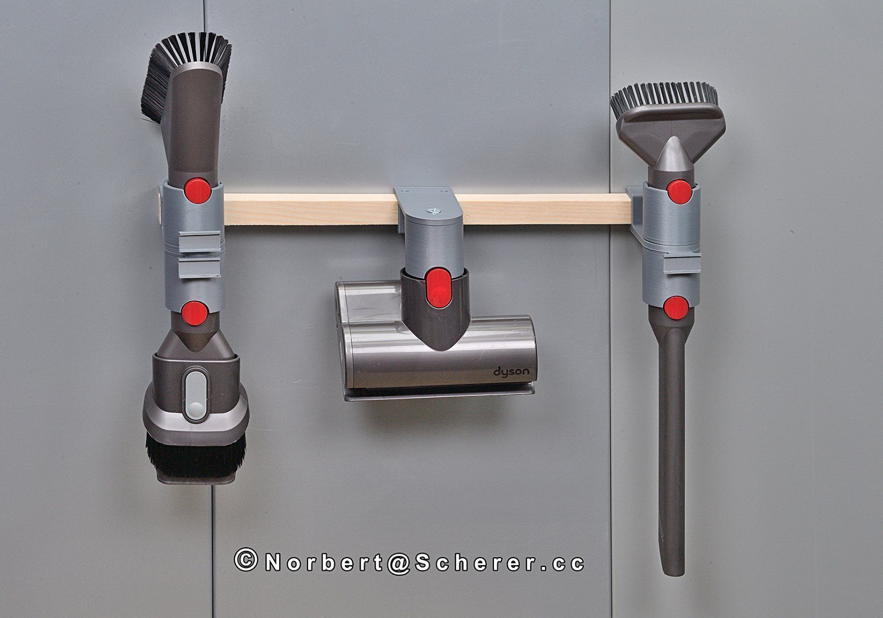Dyson Staubsauger & Zubehör: Basis-Set Zubehörhalter Dyson Big Ball – Neu und originalverpackt aus Känerkinden von Bdegen 4