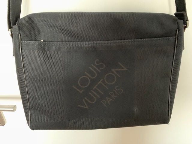 Louis Vuitton Borse: Louis Vuitton Messenger Bag – Usato da Horgen venduto da Hotrova448 1