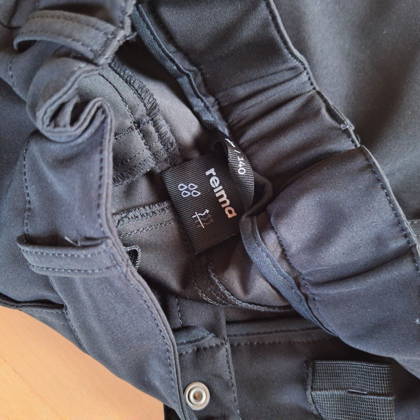 Reima Hosen: Reima Softshell Hose schwarz Grösse 140 neu – Neu (gemäss Beschreibung) aus Hettenschwil von Schneuggi2 1