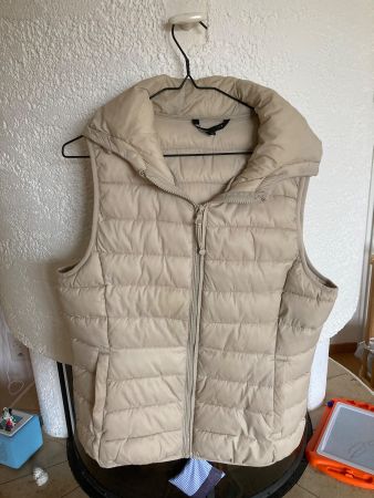 Damenweste Beige mit Kapuze, Übergangsweste, Top Zustand!