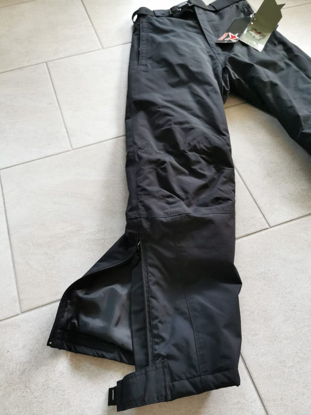 Pantaloni: Damen Skihose – Nuovo (secondo la descrizione) da Benken venduto da rhawi1 2