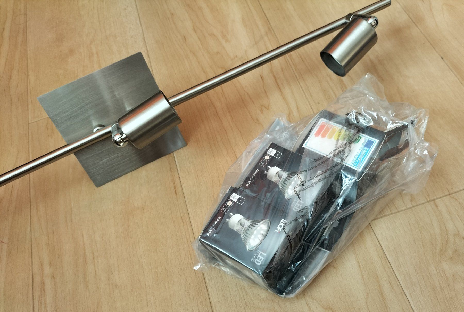Micasa Lampadari & plafoniere: Balkenspot 3-flammig – Nuovo e nell'imballaggio originale da Urswil venduto da fab_ydv7 4