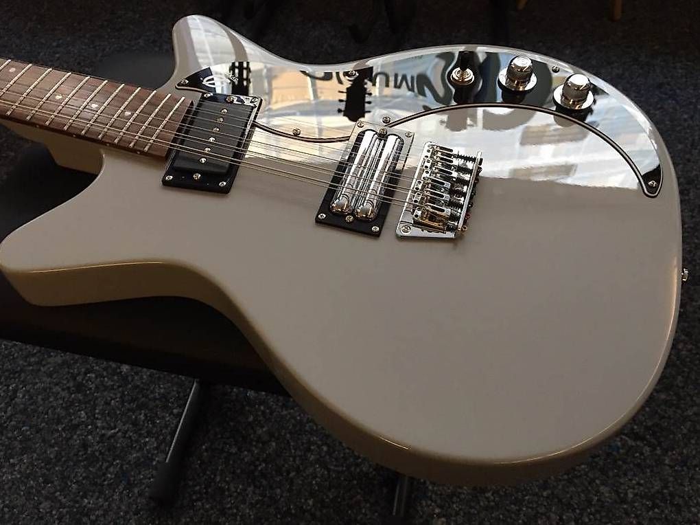 Strumenti musicali: Danelectro 59x12 String Ice gray – Usato da Morges venduto da GvnMusic 5