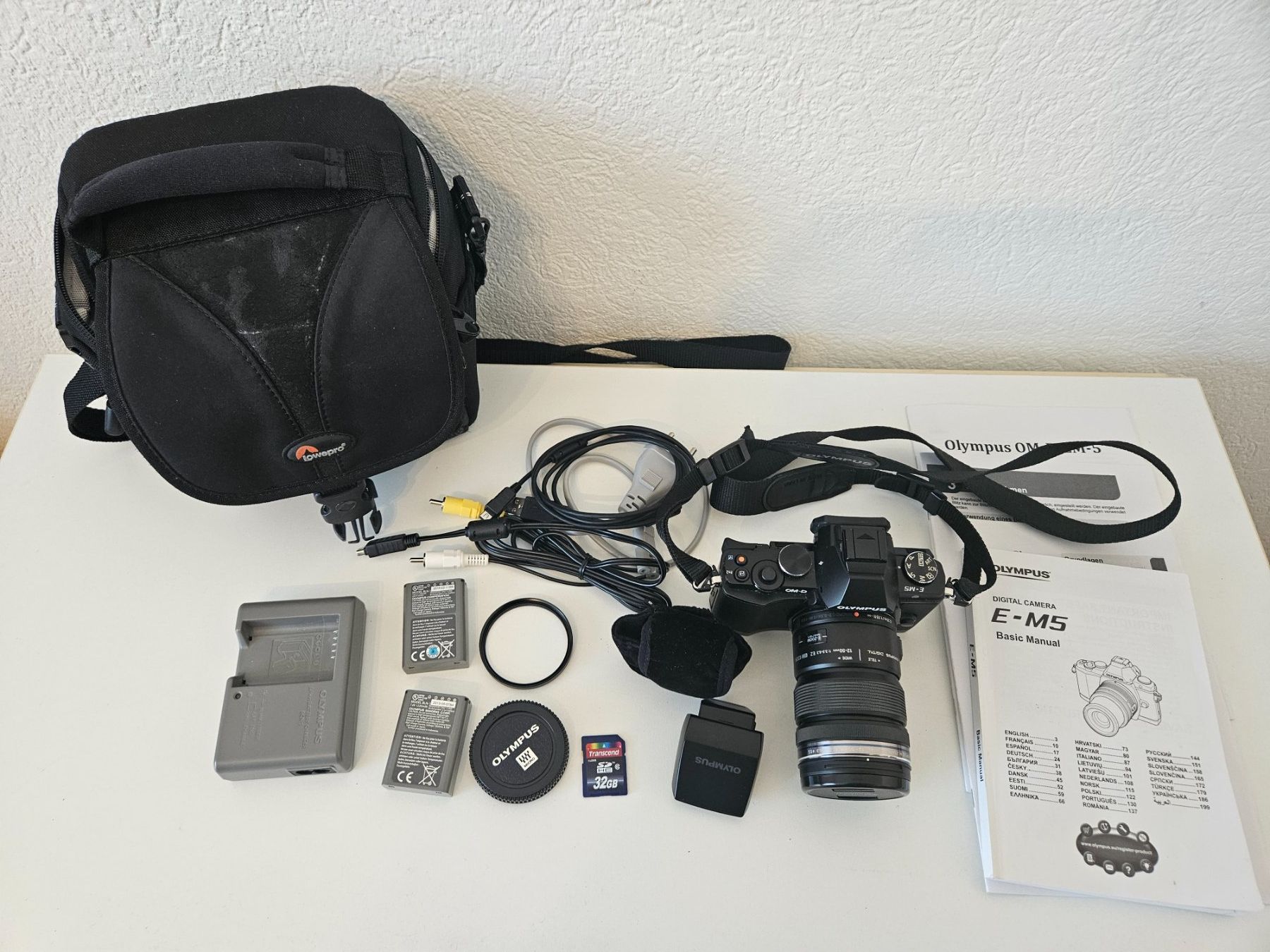 Olympus Fotocamera: Olympus, OM-D, E-M5; Objektiv 12-50 mm 1:3.5-6.3 – Usato da Baar venduto da KlickTony 1