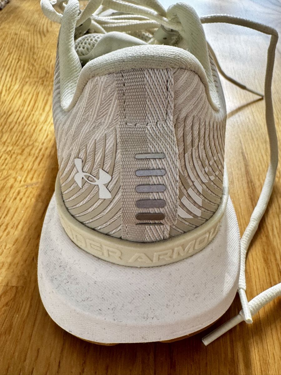 Under Armour Scarpe da donna: Under Armour Laufschuhe – Nuovo (secondo la descrizione) da Zollikofen venduto da AureusManus 4