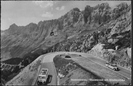 1949 AK s/w SUSTENSTRASSE mit Postautos schön top ab 1.-