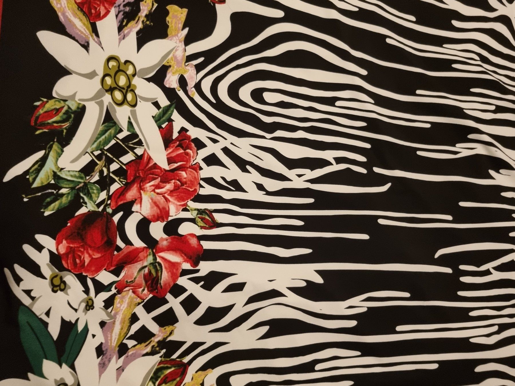 Tessuti: Stoff Viscose- Polyester 150 x 84 cm – Nuovo e nell'imballaggio originale da geroldswil venduto da Gumball1 1