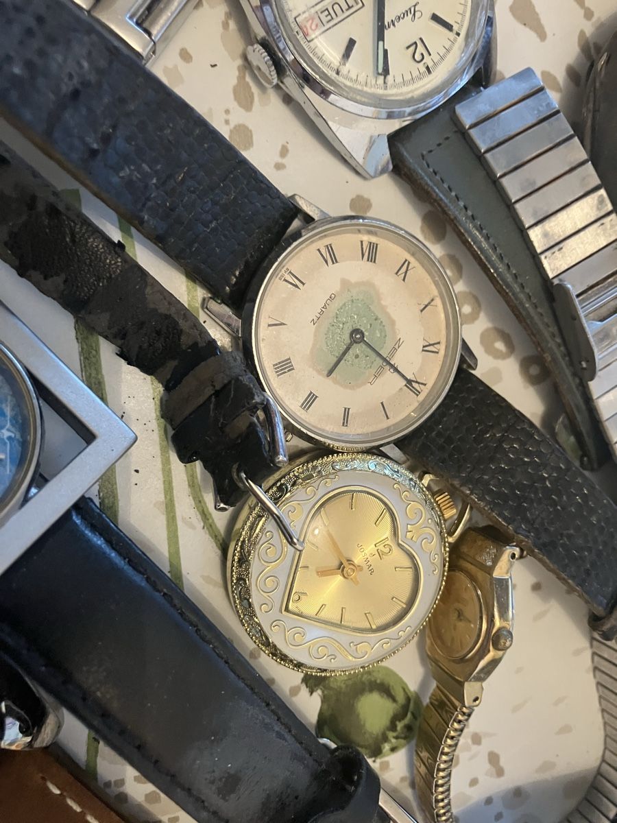 Uhren: Lot de montres  – Defekt aus Fribourg von Snoopy-Mousi 6