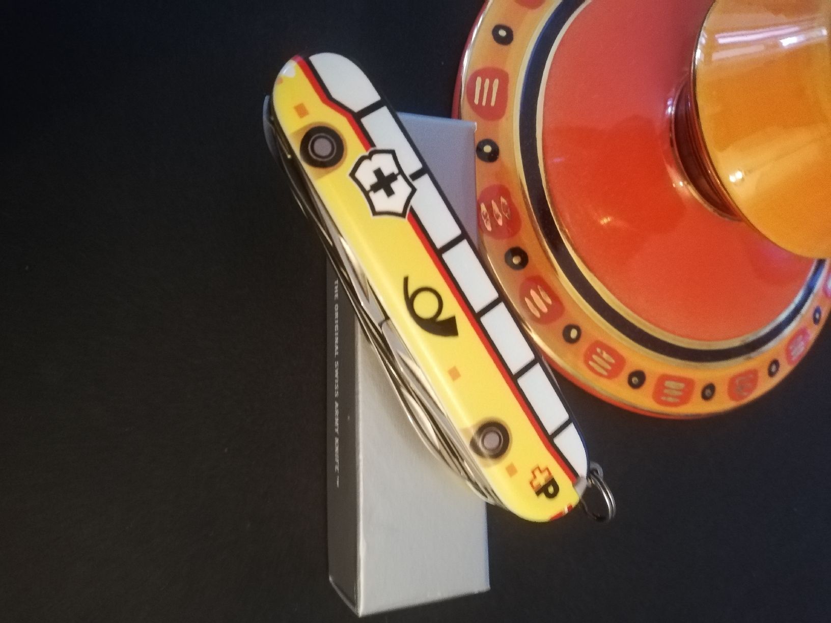 Victorinox Coltelli tascabile: Victorinox Huntsman Postauto Spez. Edition – Nuovo e nell'imballaggio originale da Balgach venduto da VicAlox 2