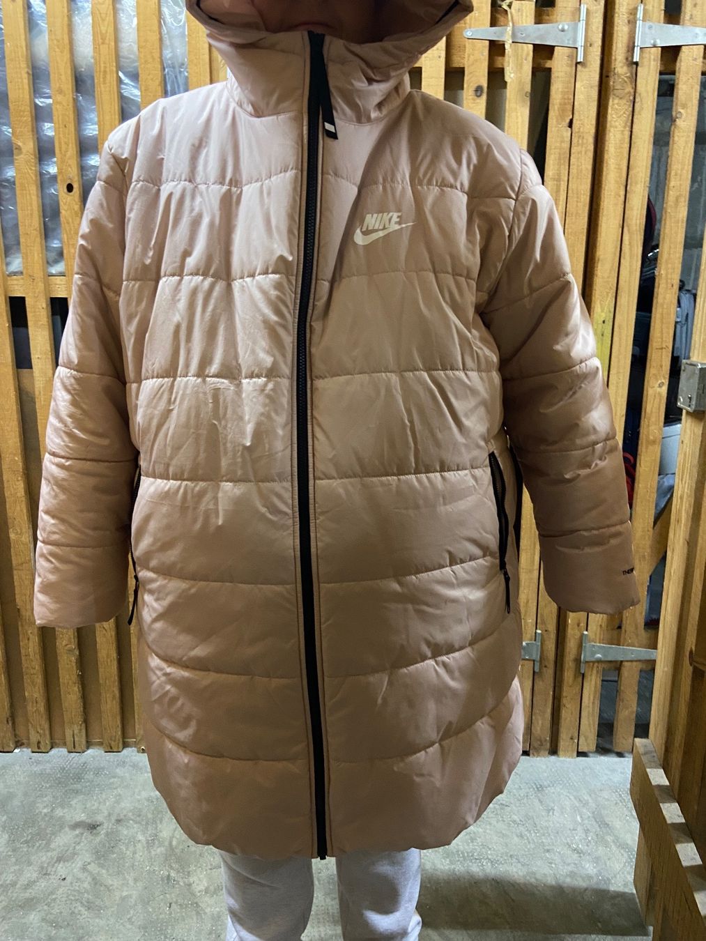 Cappotti: Nike Mantel 3XL hellrosa – Usato da Frenkendorf venduto da kokira 5