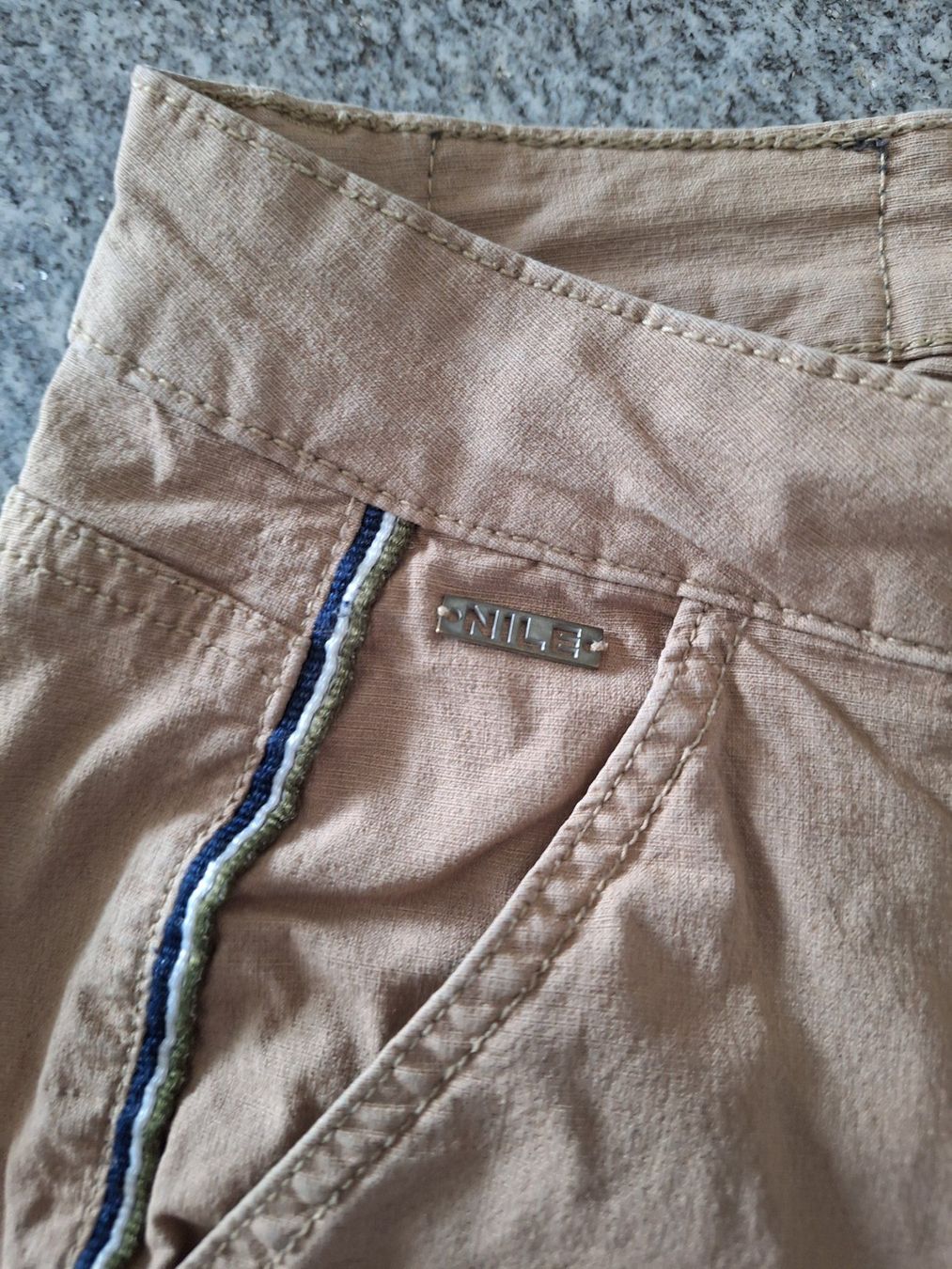 Nile Jeans: LÄSSIGE JEANS VON NILE – Usato da Vernate venduto da gzi_z2lb 3
