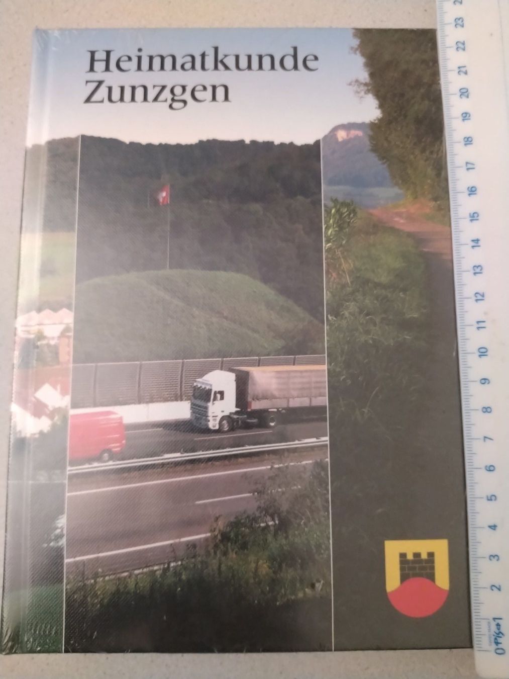 Libri: Heimatkunde Zunzgen – Nuovo (secondo la descrizione) da Sissach venduto da Heimat_Buch